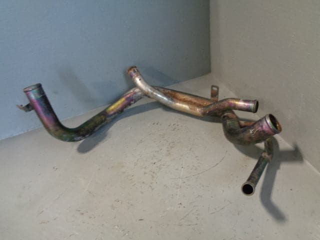 Discovery 2 TD5 Coolant Pipes Metal Rail Assembly PFV100120