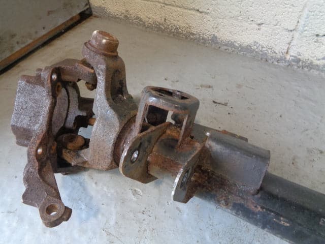 Discovery 2 Front Axle Casing Land Rover TD5 and V8 1998