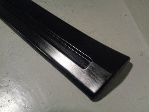Discovery 2 Trim Rubbing Strip Near Side Rear Wing Land Rover 1998 to 2004