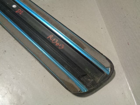 Discovery 2 Trim Rubbing Strip Near Side Rear Wing Land Rover 1998 to 2004