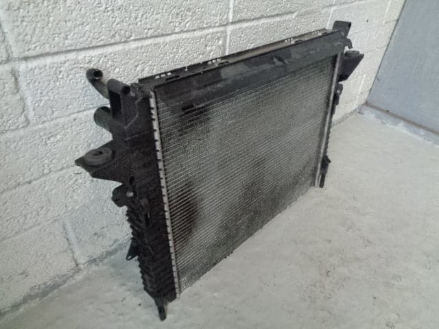 Radiator Engine Cooling PCC500560 Range Rover Sport