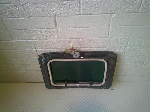 Discovery 2 Sunroof for Front or Rear EED101471 Electric Motor Land Rover R08113