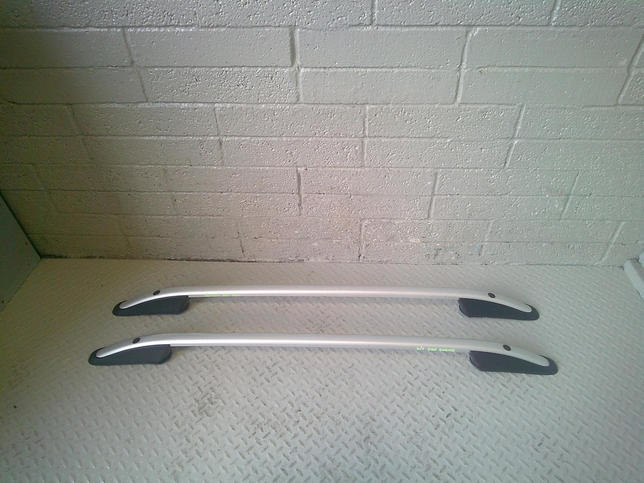 thumbnail image 2 of Bamboli Black Roof Rails For Range Rover Sport (2013+) – Heavy Duty Aluminum Luggage Bars 2 of 6