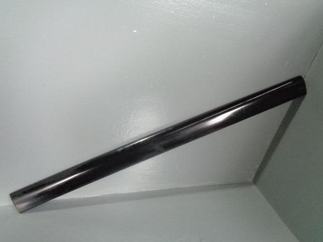 Discovery 3 Rear Window Trim Under Roof Rail Upper Near Side