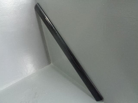 Discovery 3 Rear Window Trim Under Roof Rail Upper Near Side