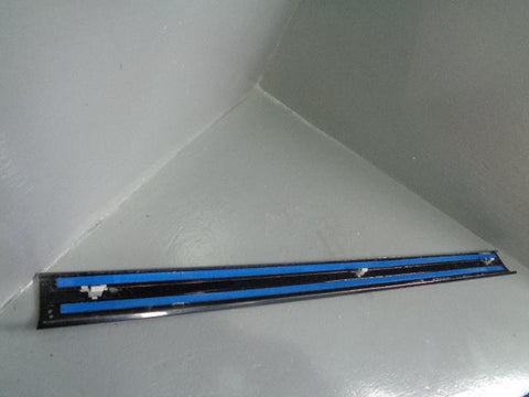 Discovery 3 Rear Window Trim Under Roof Rail Upper Near Side