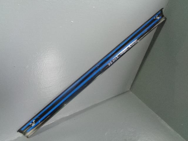 Discovery 3 Rear Window Trim Under Roof Rail Upper Off Side