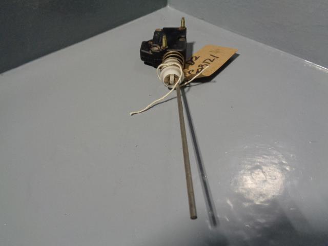 Discovery 2 Fuel Flap Actuator FUG100580 Land Rover TD5 V8