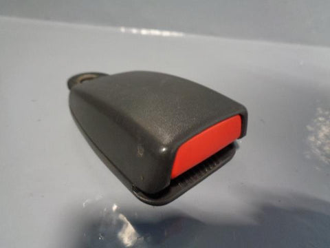 Discovery 2 Seat Belt Clasp Off Side Rear 6 and 7 Dickie