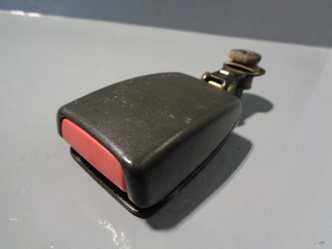 Discovery 2 Seat Belt Buckle Clasp Near Side Rear Land Rover