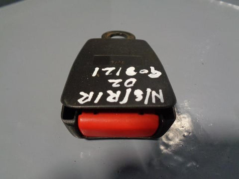 Discovery 2 Seat Belt Clasp Near Side Rear 6 and 7 Dickie