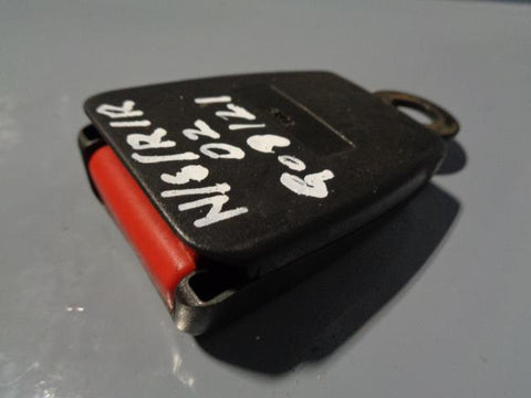 Discovery 2 Seat Belt Clasp Near Side Rear 6 and 7 Dickie