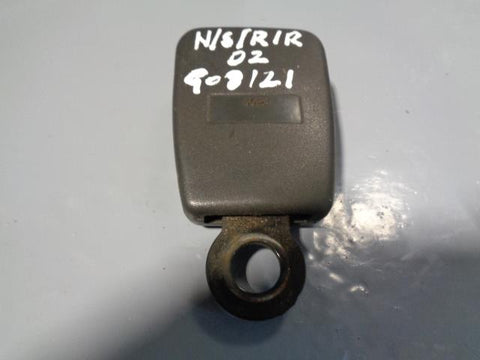 Discovery 2 Seat Belt Clasp Near Side Rear 6 and 7 Dickie