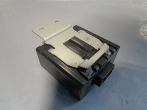 Mitsubishi L200 Diff Lock Control Unit MR166014 K74 2001